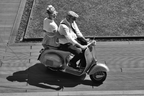 Luino, eleganza su due ruote